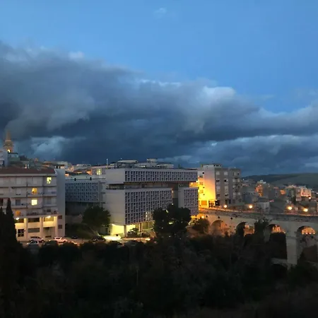 Finestra Sui Ponti לינה וארוחת בוקר 3*