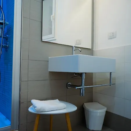 לינה וארוחת בוקר Finestra Sui Ponti רגוזה